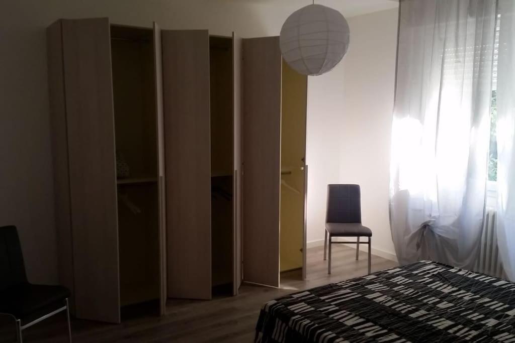 Appartamento In Villetta A 2 Passi Dal Mare E Dal Centro 佩萨罗 外观 照片