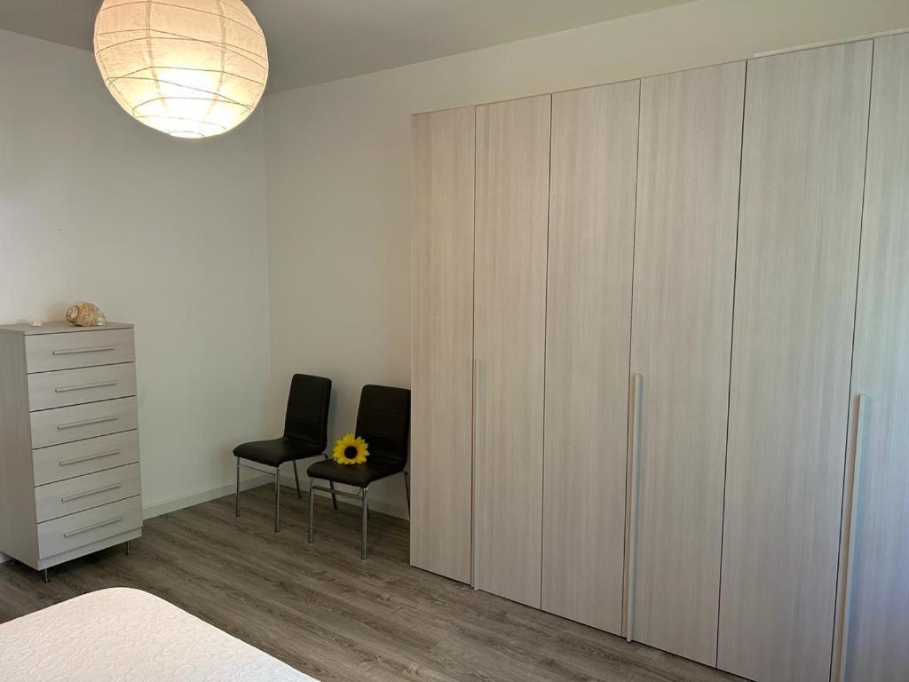 Appartamento In Villetta A 2 Passi Dal Mare E Dal Centro 佩萨罗 外观 照片