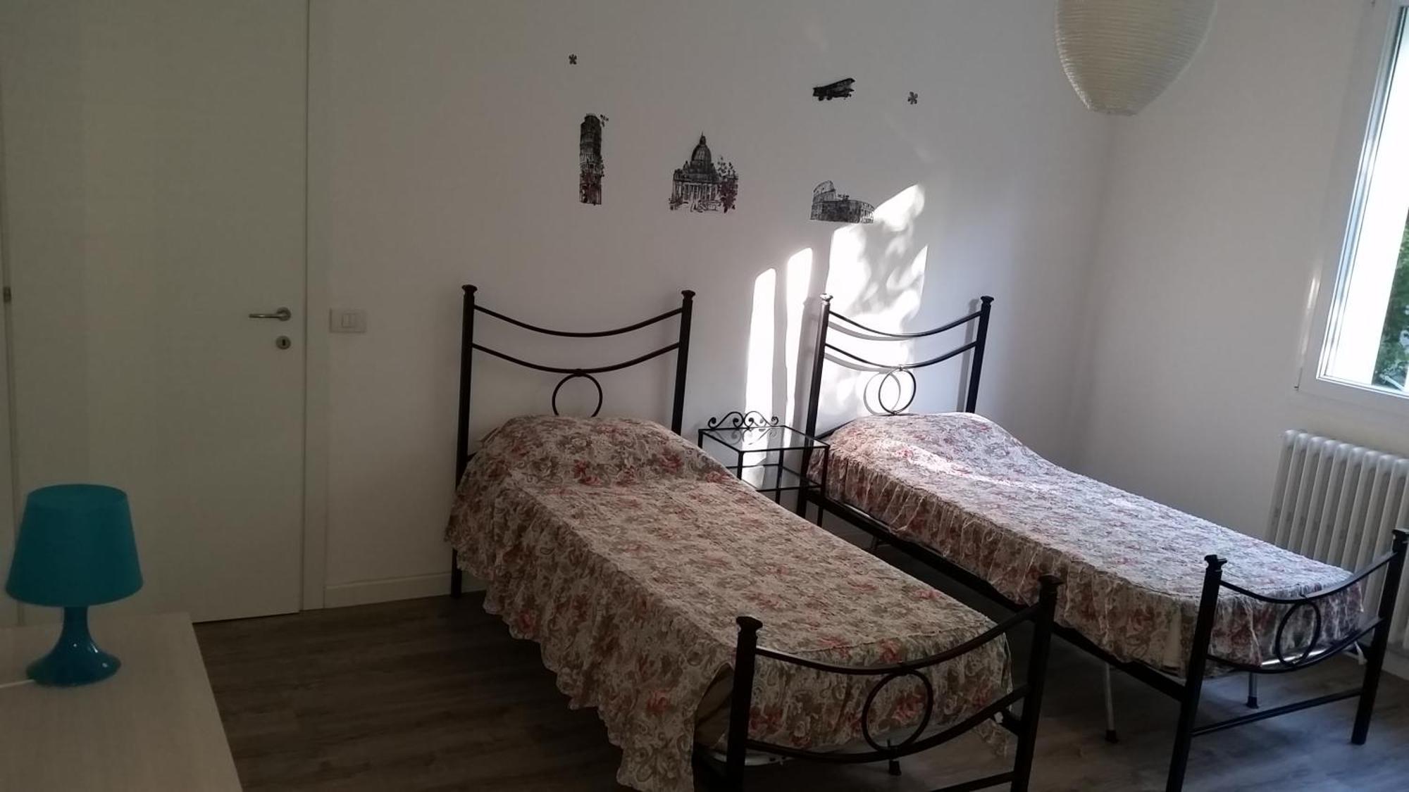 Appartamento In Villetta A 2 Passi Dal Mare E Dal Centro 佩萨罗 外观 照片